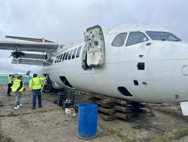 FUSELAGE CREATIONS BAe 146-200 (G-SMLA) - Image 4