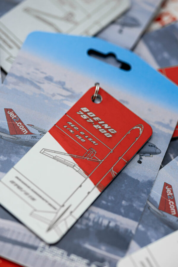 FUSELAGE CREATIONS BOEING 757 ‘JET 2’ G-LSAI - Image 12