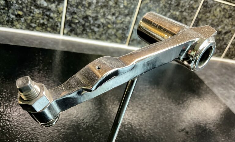 ROLLS ROYCE GRIFFON ROCKER ARM DESKTOP PIECE