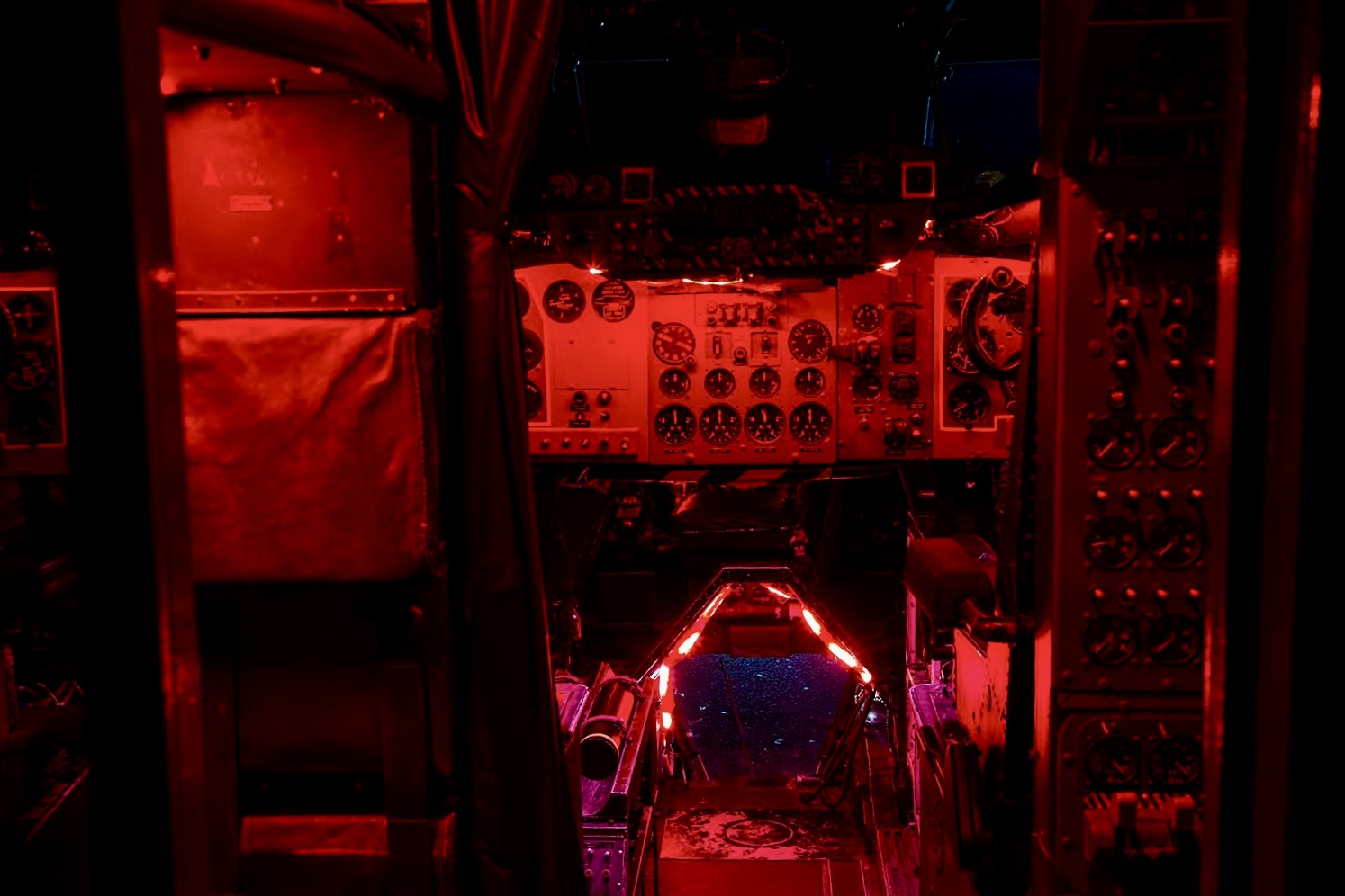 FUSELAGE CREATIONS AVRO SHACKLETON MR3 - Image 4