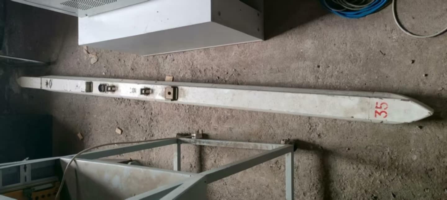 SKYLINE TAGS CHENGDU J-7C - Image 9