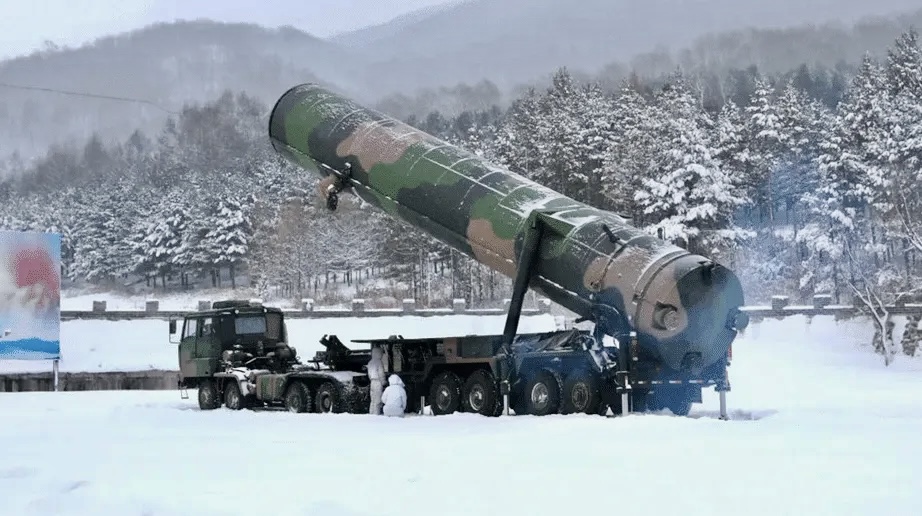 HORIZON LINE DONG FENG DF-31 ICBM - Image 3